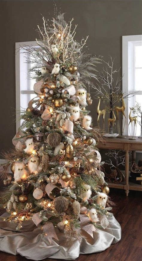 Elegant Woodland Christmas Tree Decor Ideas Setting For Four