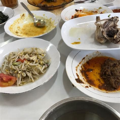 Gambar tentang Rumah Makan Padang Bu Mus