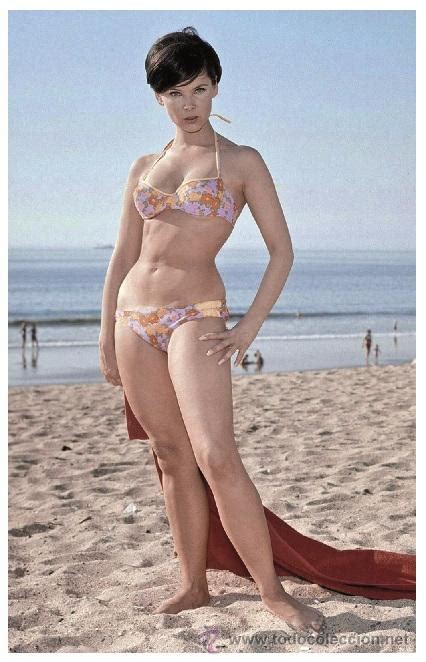 Sexy Yvonne Craig Actress Pin Up Postcard Pub Buy Photos And Postcards Of Actors And