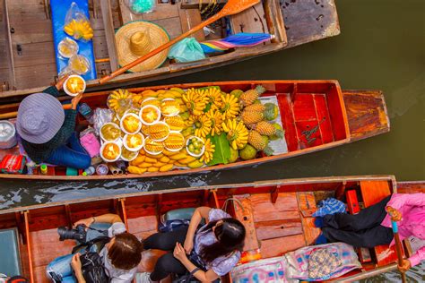 Bangkok Private Tour: Damnoen Saduak Floating Market & Maeklong Railway ...