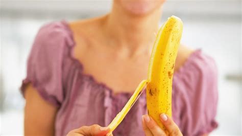 20 Surprising Uses Of Banana Peels Food World Blog Page 20