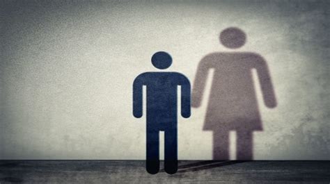 Ziel dieser arbeit war es, den hermaphroditismus und den pseudohermaphroditismus als medizinisches krankheitsbild, die damit einhergehende psychische. Ständerat will vereinfachte Geschlechtsänderungen - Jugend ...