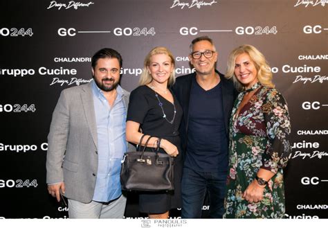 Ο δρόμος για καλύτερα πανεπιστήμια είναι πλέον νόμος. Νέο Κατάστημα από την Gruppo Cucine στο Χαλάνδρι - Magdas ...