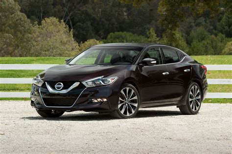 The maxima is nissan's flagship sedan, but it wasn't always a household name. Nissan detiene las ventas del Maxima 2016