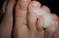 semen toes dedos llenos leche podofilia