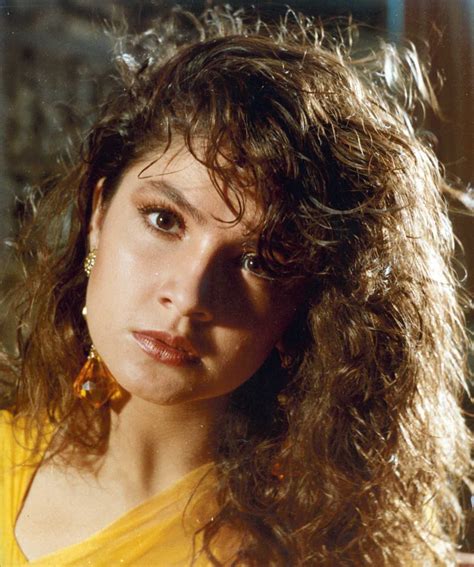 Her stepmother is actress soni razdan. Pooja Bhatt movies, filmography, biography and songs ...