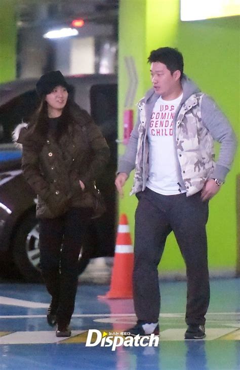 Dispatch Reveals Pictures Of Yuri And Oh Seung Hwan On Dates