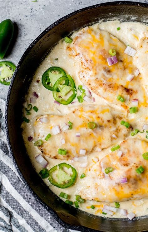 The soup in this recipe is definitely a winter warmer and reminds you of comfort food! One Pan Keto Cheesy Jalapeño Chicken - Maebells