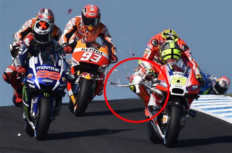 Buy tickets and check the track schedule for motogp™ at the phillip island grand prix circuit. Australian Motorcycle Grand Prix rider SLAMS into seagull ...