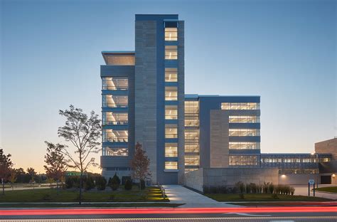 Sentry insurance co is located in west bend city of wisconsin state. Sentry Insurance - Office Building | Flad Architects