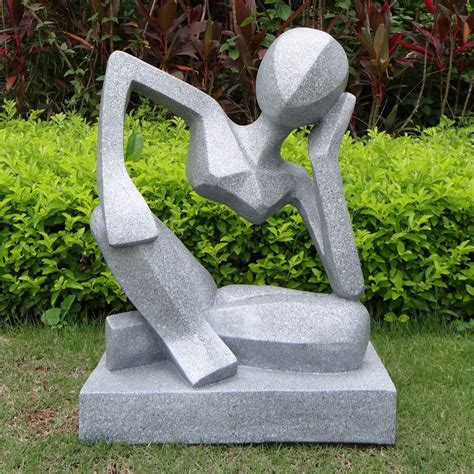 How To Use Garden Sculptures In A Creative Manner Yonohomedesign Com