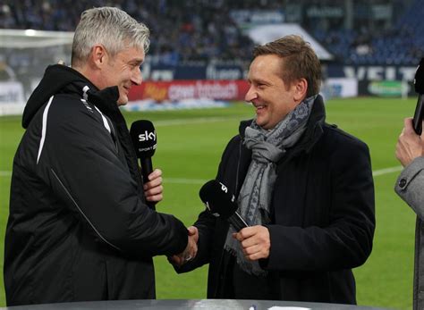 Pro nové hráče 150 kč zdarma a bonus až 50000 kč. Revierderby: Als der BVB gegen Schalke in der Pause Sekt ...