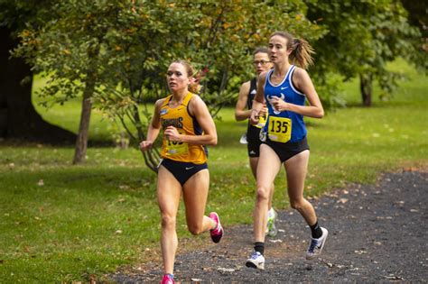 Siobhan Quinn Cross Country Track Canisius College Athletics