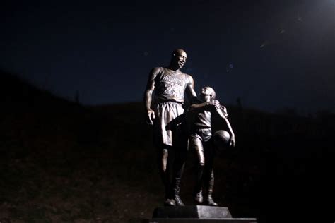 Statue of Kobe and Gigi Bryant placed at crash site on anniversary