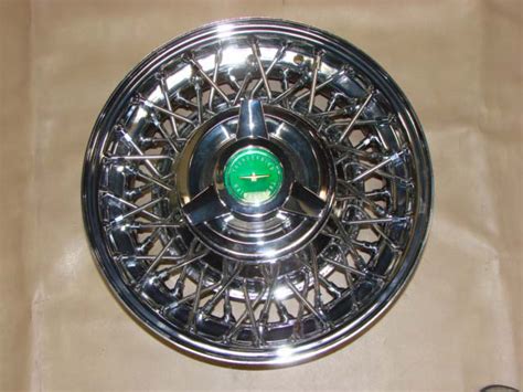 B 1015dgn Wire Wheel With Green Center 15 Inch Rear Tube Type For 1965