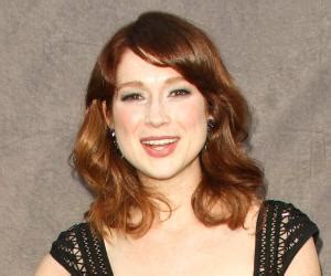 В 2002 году окончила принстонский университет со степенью бакалавра. Ellie Kemper Biography - Facts, Childhood, Family Life & Achievements of Actress