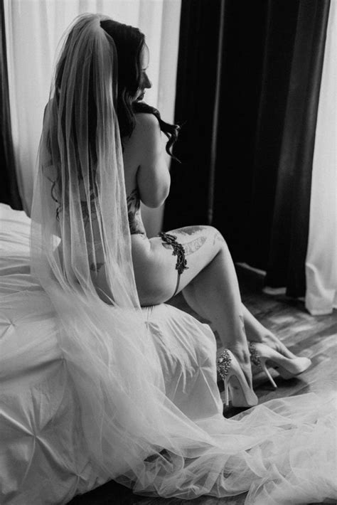 miss a s bridal boudoir photo shoot syracuse boudoir nellie hari