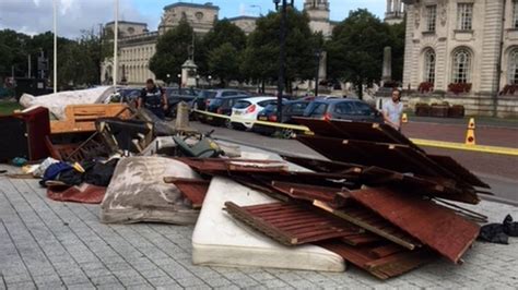 Fly Tipping Council Dumps Four Tonnes Of Rubbish In Stunt Bbc News