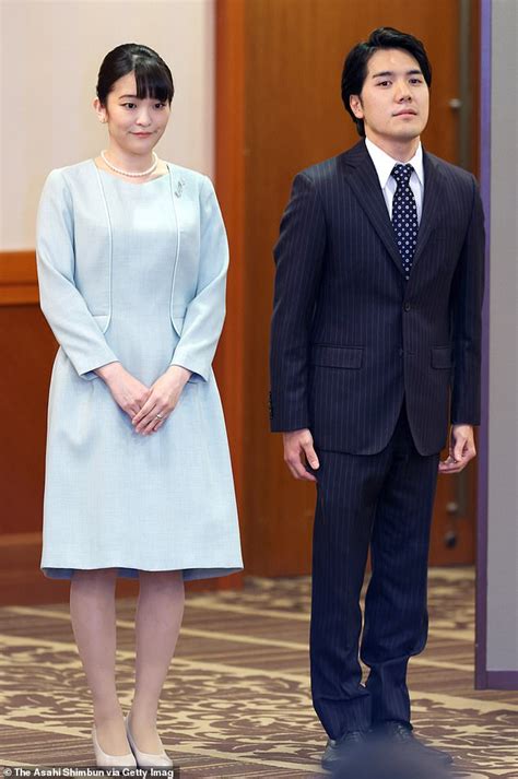 Husband Of Japans Former Princess Mako Passes His New York Bar Exam On His Third Attempt