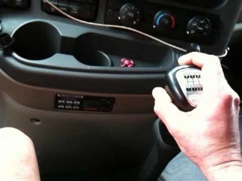 18 speed transmission shift pattern diagram (gear pattern). How to shift a 10 speed tractor trailer - YouTube