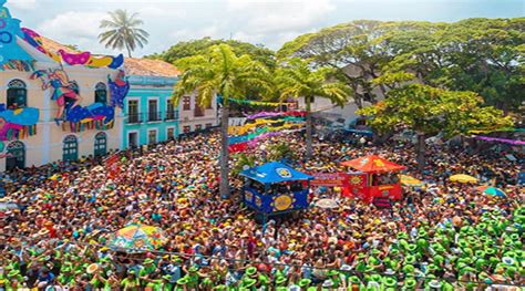 Prefeitura De S O Paulo Cancela Carnaval De Rua E Mant M Desfiles No