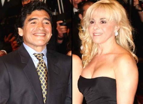 Hasta ese momento, villafañe contaba con un poder absoluto como para administrar los bienes de su ex. Claudia Villafane: chi è l'ex moglie di Maradona