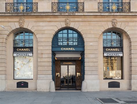 Discover Coco Chanels Paris Sawasdee