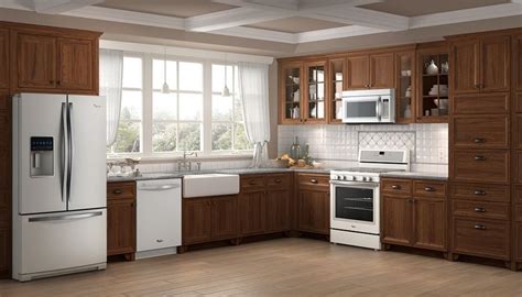 Kitchens with oak cabinets and white appliances. July Kitchen of the Month: White Ice appliances are a ...