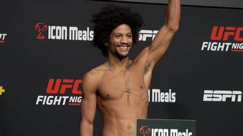 Ufc Fight Night 216 Alex Caceres Weigh In Highlight Mma Junkie