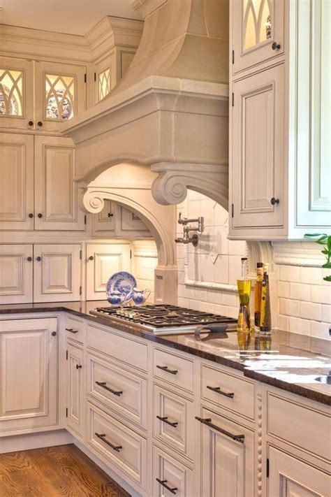46 Amazing Traditional Kitchen Designs For Your Kitchen Renovation