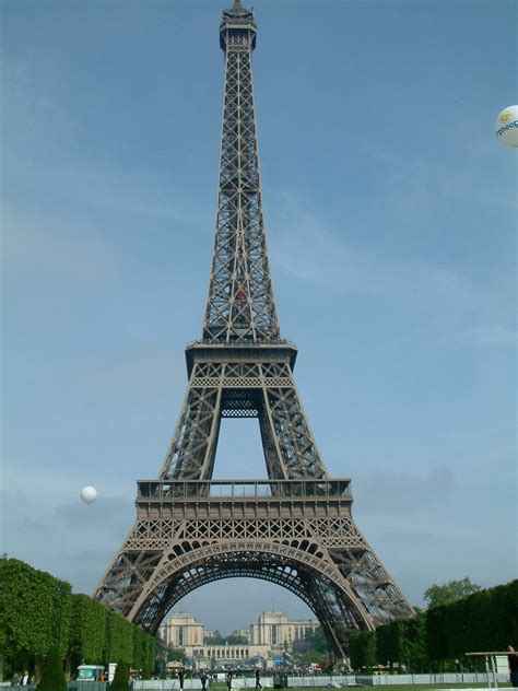 Eiffel Tower Lagrave Designs