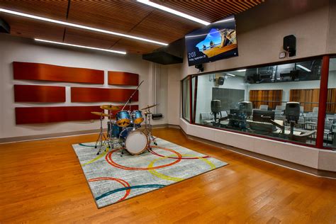 Audio Recording Studio And Control Room - Broadcast And Media Operations - Montclair State ...