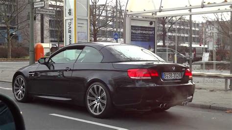 Модель bmw m3 была рождена благодаря противостоянию в кузовных чемпионатах с мерседесом 190е. BMW M3 Cabrio E93 E92 - V8 420 HP PS Black - KICKDOWN SOUND !!! - YouTube