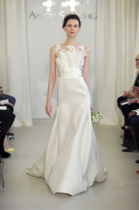 Price and other details may vary based on size and color. Angel Sanchez Sample Wedding Dress Save 36% - Stillwhite
