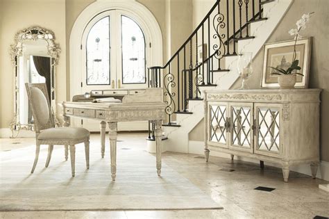 A writer and wall street trader, nick, finds himself drawn to the past and lifestyle of his millionaire neighbor, jay gatsby. The Great Gatsby: A Glorious Era in Furniture - Back Again ...