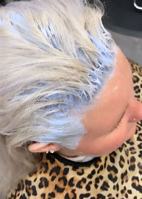 Pin By Jas Gio On Bleaching Dyeing Blonde Dye Bleach Dye Hair Salon