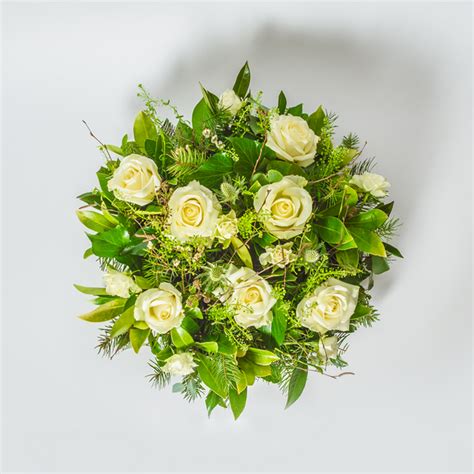 Funeral Or Grave Posy Funeral Flowers Aberdeen Xoxo Florist Xoxo