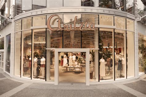 Now Open Aritzia Takes Over Robson Street With Opening Of 13000sqft