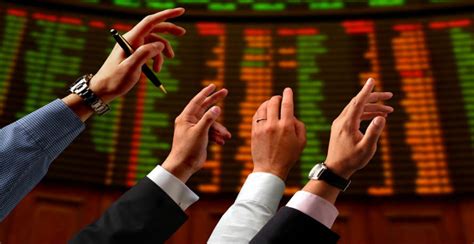Accountant, payroll systems coordinator, tax consultant, bookkeeper, financial manager, credit controller, technical accountant, asset manager, head of finance and risk/fund manager are examples of finance jobs. New investment fund launched: financial aid for South ...