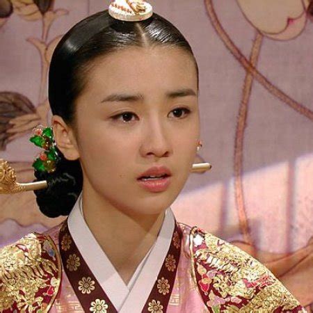 King sukjong tries to impress his son playing ssireum! Dong Yi Episode 19 - MyDramaList