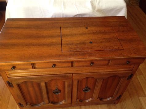 Jessieztreasurez add to favorites 6 drawer sewing cabinet unit, turn of the century, great patina 5 out of 5 stars (1,152) $ 169.98. 5 Images Singer Sewing Machine Cabinets 1970 S And Review ...