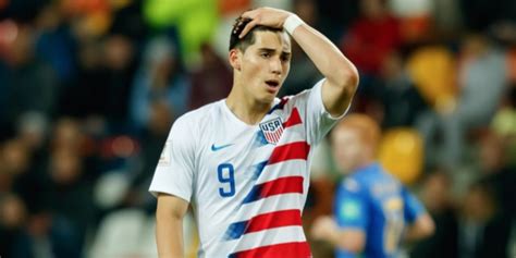 The move is subject to soto receiving a work permit in the. Al final no viene: Sebastián Soto no acepta la oferta de ...