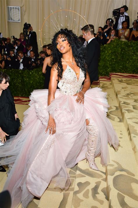 The current coinmarketcap ranking is #306, with a live market cap of $183,144,110 usd. SZA - MET Gala 2018 • CelebMafia