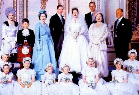The queen's glamorous younger sister princess margaret died on this day in 2002, aged 71. Readers' Top 10 Wedding Gowns: #6. Princess Margaret ...