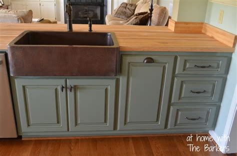 The antiquing process entails that you apply a glaze to your cabinet door. Valspar Antiquing Glaze Over Chalk Paint | MyCoffeepot.Org