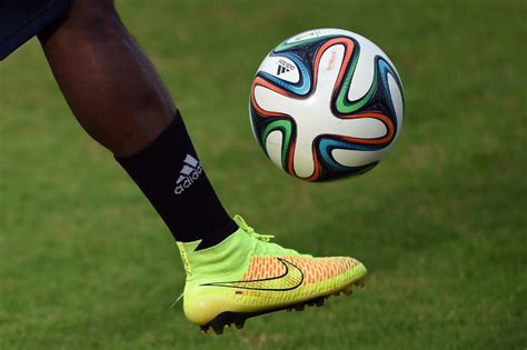 Neben allen anstehenden sportevents faq's für fußball heute. Fußball heute Abend Wo wird heute Fußball gespielt?