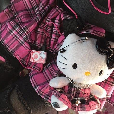 Pin By Kyla Kirkpatrick On Mall Goth In 2020 Soft Grunge Baby Pink Aesthetic Hello Kitty My