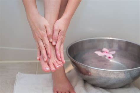 Soaking tubs are usually smaller than conventional tubs as the bather sits with knees to chest, says soaking tubs can have straight or sloping sides and can be any shape. Homemade Foot Soak for Dry Feet | LIVESTRONG.COM