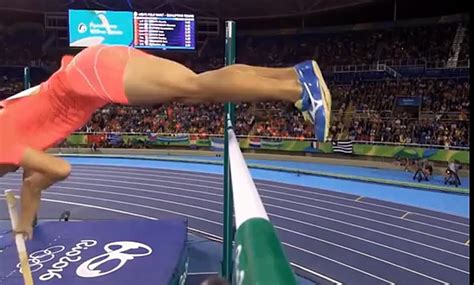 Athlete Suffers Unfortunate Dick Accident During Olympic Pole Vault At Rio Vid O Dailymotion