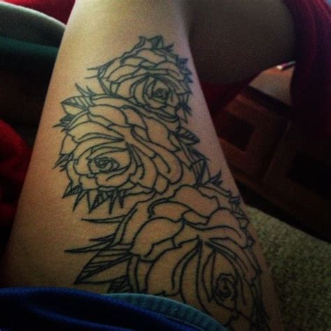 150+ rose thigh tattoos designs for women (2021) girls rose flower tattoo ideas pictures Tattoo roses thigh #tattoo | Thigh tattoos women, Tattoos ...